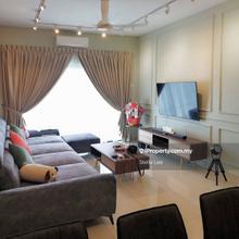 Landmark Residence, 3-Bedroom, Fully Furnished, 2 car park, near MRT