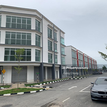 Taiping Heights 4 Storey Shop for rent (corner lot)