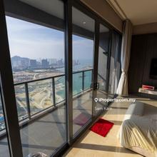 Extra Large Beautifully furnished and renovated unit 