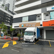 Corner ground floor for rent 