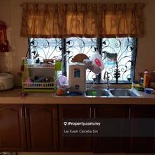 Family home in safe and quiet neighbourhood