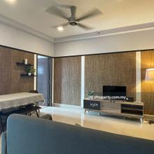 High floor good condition well kept Id design ready unit view anytime