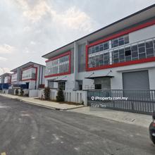 Perfect for own use or investment,Roi5.5% New Semi-D Factory for Sale