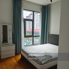 Urbana Residences 2bed2bath for rent