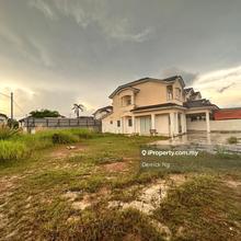 Bandar Puteri Jaya 2 Stry Semi-D House Corner For Sale
