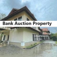 2 Sty Bungalow With Swimming Pool For Auction