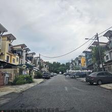Koil Pond Lover Must Stop By 