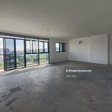 Brand New Stellar Suite with Balcony unit @ Bandar Puteri Puchong