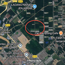 Jalan Lama, Kawasan Perindustrian Jenjarom. Beside Scientex Jenjarom