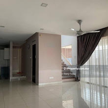 The 2.5 storey Zero Lot Bungalow for Sale