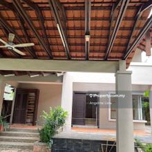 Gita Bayu Bungalow For Rent