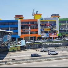 4 story shop @ SS 25/2 , Taman Mayang facing Ldp Petaling Jaya 