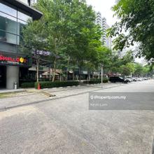 Ground Floor Retails for rent ! Corrner lot