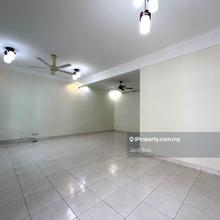 Terrace house for Sale