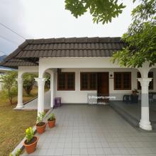 Rare Find Corner Lot, Single Storey House at Taman Paramount near Lrt