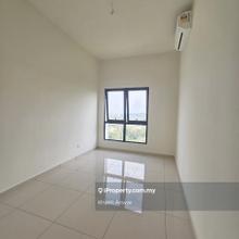 Partial furnished w kit-cab, air-cond. High floor. 1 carpark. Nego