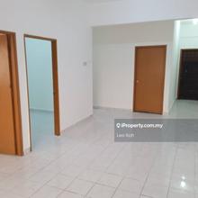 Basic Unfurnished Shop Apartment Low Floor Ready Move In
