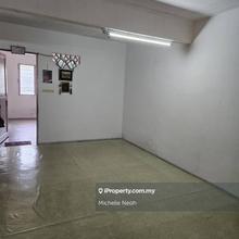 Taman United Old Klang Road 1st Floor Apt Near Pearl Point For Sale 