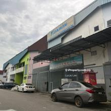1.5 Storey Factory @ Desa Plentong / Freehold / Renovated / Sale