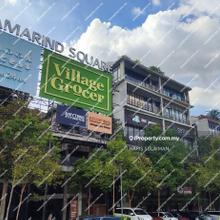 Tamarind Square, Cyber 10 office lot
