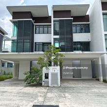 Cyberjaya 4-storey End Lot with Full Loan option Cristal Serin