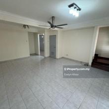 Kota Emerald, partly furnish, move in condition, close to Emerald park