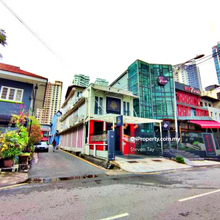 2.5 Storeys Shop For Sale @ Jalan Berangan