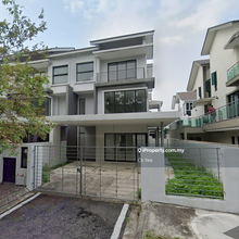 Corner Lot,3 Storey Superlink @ Dale, Lake Fields