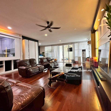 D Jewel condominium penthouse unit for sale