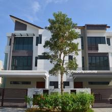 3 Sty Semi D Taman Sunville, Twin Palms Kajang