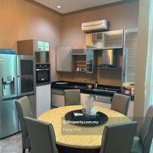 3 storey bungalow for rent at Subang jaya, fully furnished