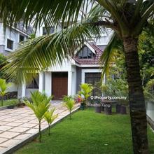 3 Storey Villa at Batu Ferringhi near Hard Rock Hotel 