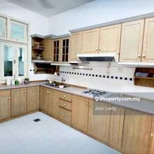 Terrace house for Sale
