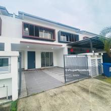 2 Storey Terrace Rimbayu Starling, Teluk Panglima Garang