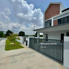 Brand New!! Bywater Setia Utama 4 Setia Alam Double Sty Corner Semi-D