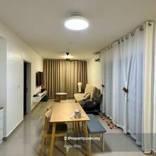 Klang Uptown Berkeley ( furnished 2 rooms 2 bath 2 parking )
