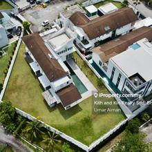 Bungalow Seksyen 7 for Sale with Swimming Pool