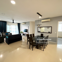 Stylish furnish 4 bedroom in mont kiara