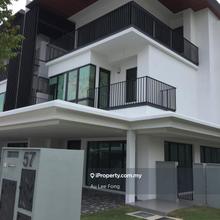 Terrace house for Sale