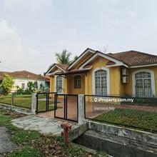 Corner Next to Lake Bungalow
