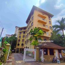Catalina Villa - 5 min to Great Eastern Mall