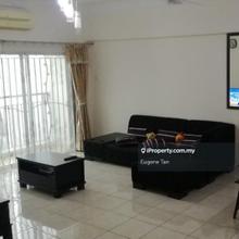 2 Car park Corner Lot Kelana Mahkota Condo Petaling Jaya near LRT