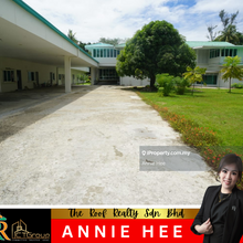 Spacious Bungalow Kota Kinabalu / Tanjung Aru / For Rent
