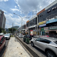 Freehold 4-Storey Shoplot Taman Sri Gombak