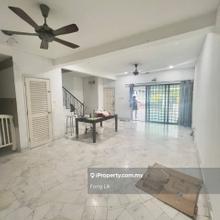 Renovated Unit Fully Extended