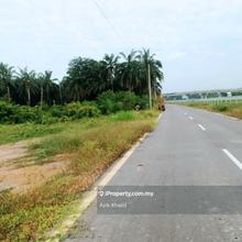 Beside wce highway 2.76 acres, parit mahamg ijok