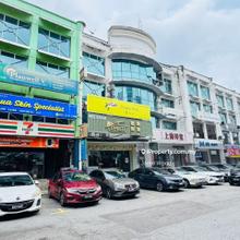 High Roi% Demand 3storey Endlot Mainroad Frontage Rare Unit Investment
