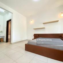 Nadia parkfront condo studio for rent