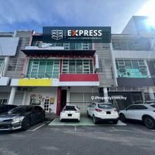 Three Storey Intermediate Shoplot at Pujut 7, Miri