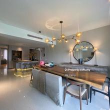 Spacious Balcony with City View - Private Lift - Low Density x35units